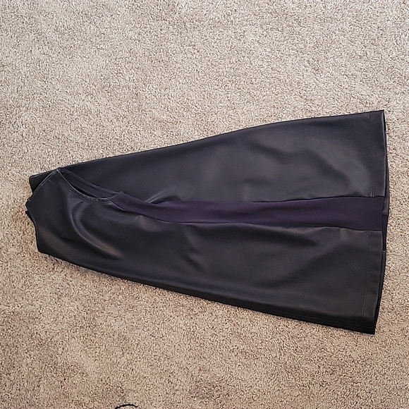 Blue faux leather BCBG dress - Picture 7 of 7